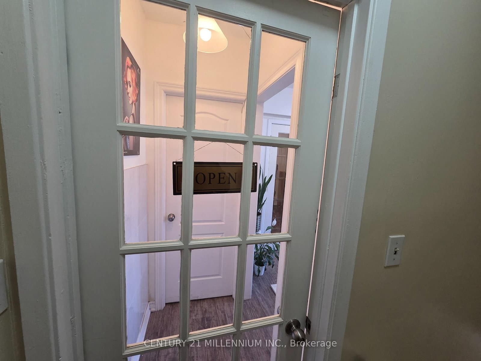 2479 LAKE SHORE Boulevard W, Unit B - Image 2