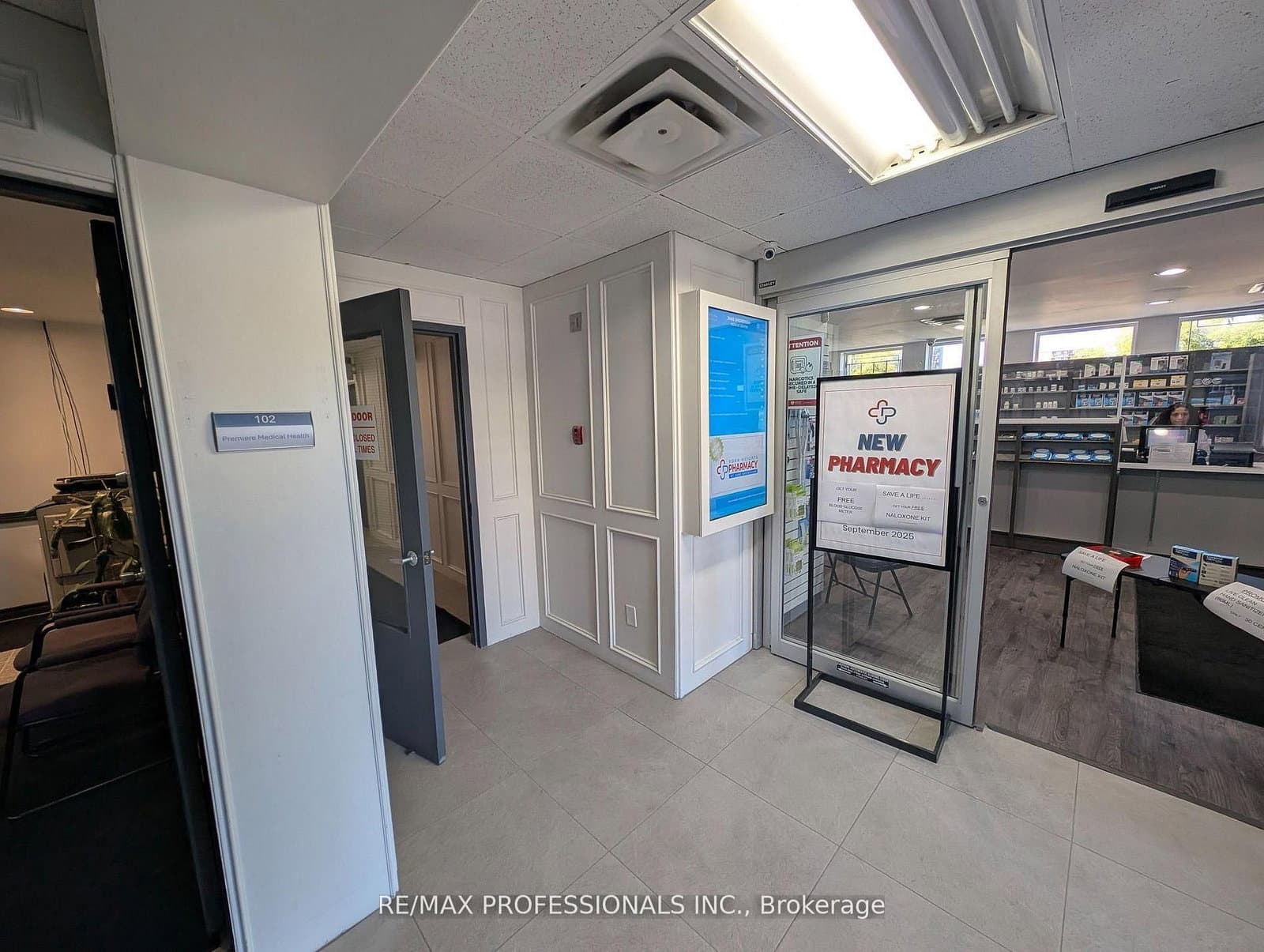 4640 Jane Street, Unit B3 - Image 3