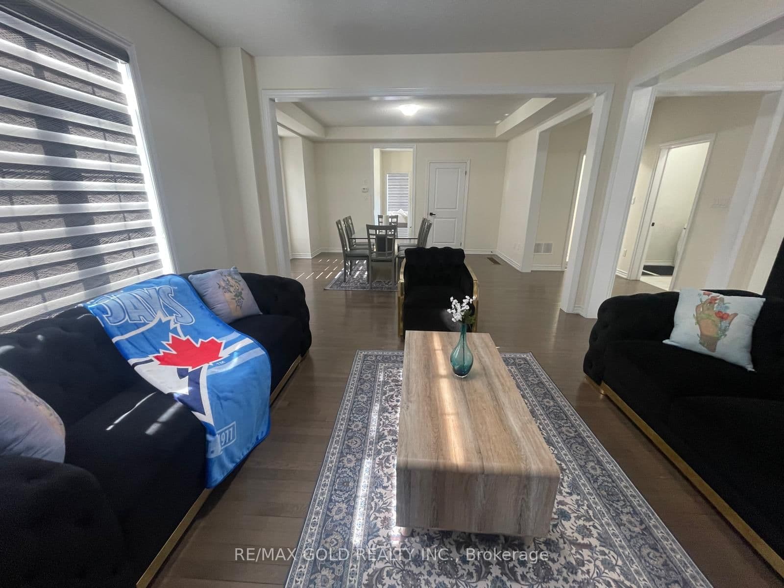 537 Veterans Drive - Image 4