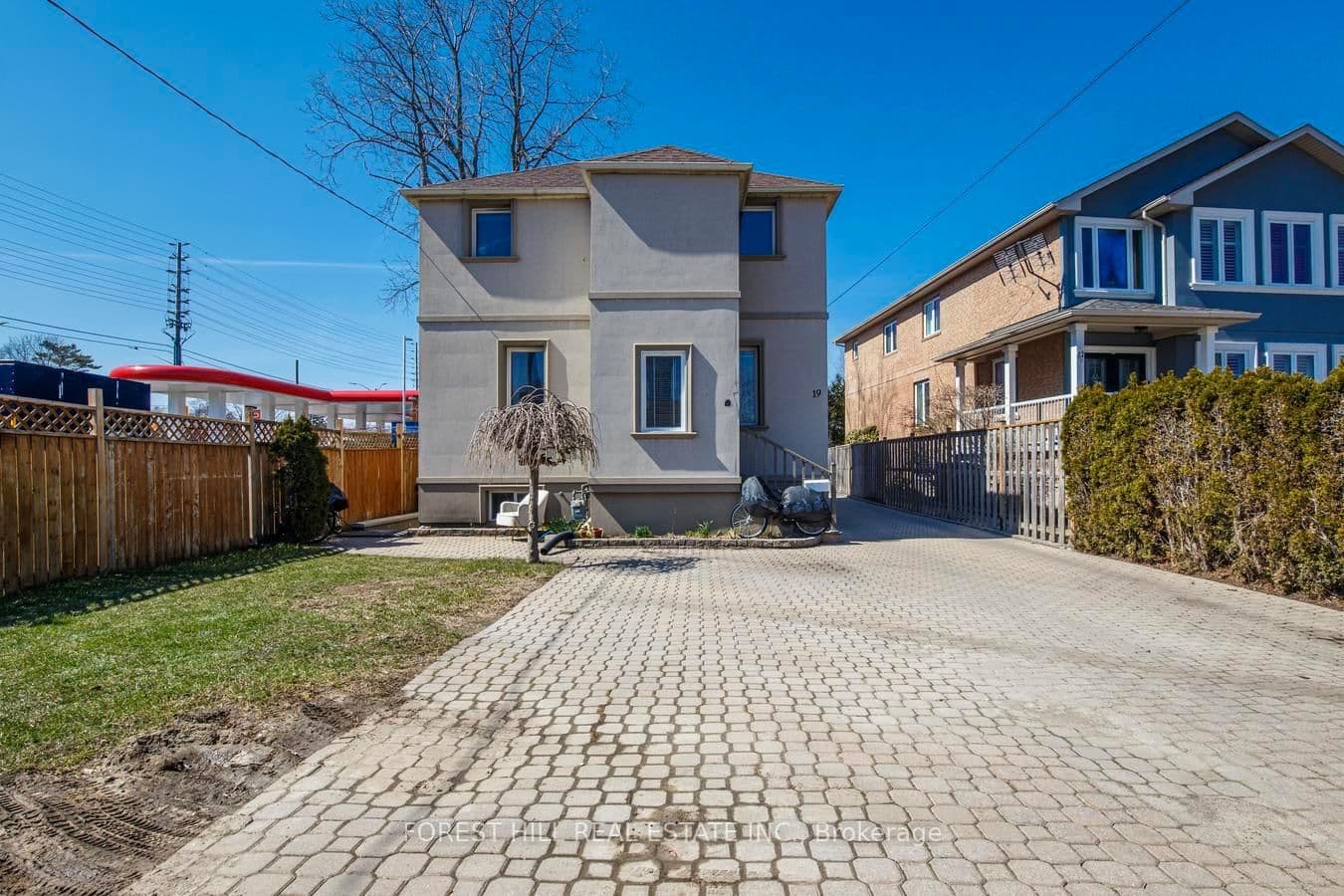 19 Troy Street - Image 2