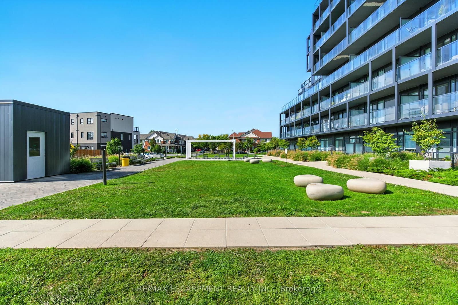 3210 Dakota Common, Unit A814 - Image 3