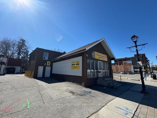23 George Street N - Image 2