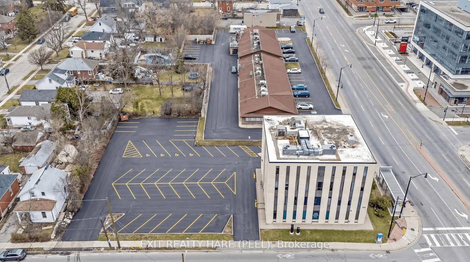 134 Queen Street E - Image 3