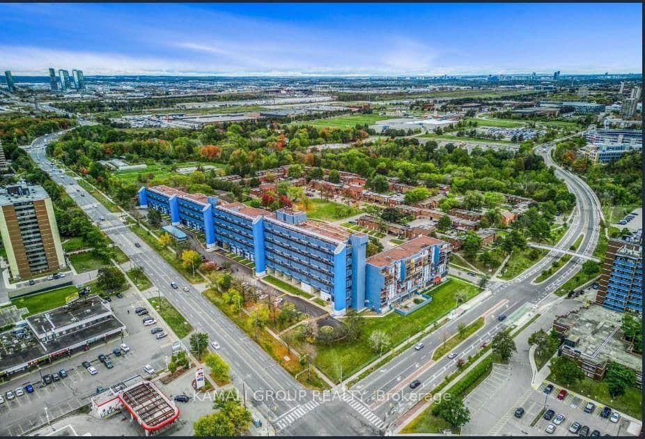 4645 Jane Street, Unit 727 - Image 2