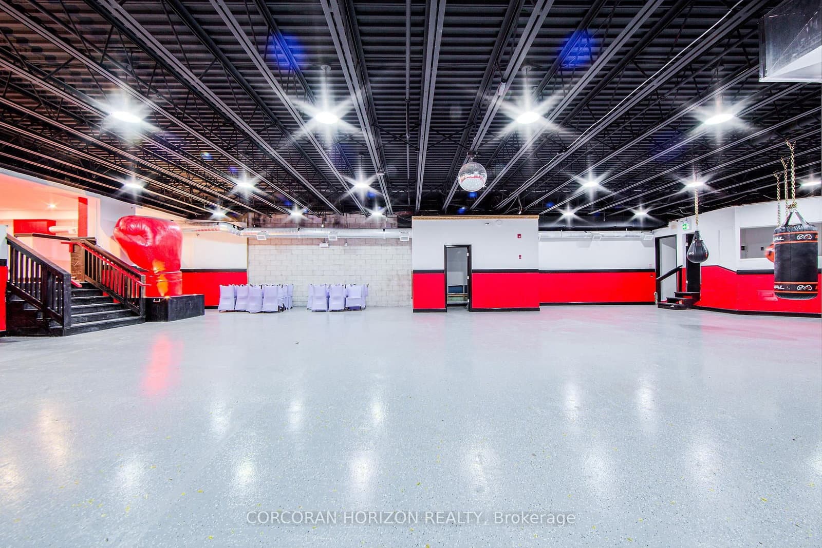 2261 Dundas Street - Image 6