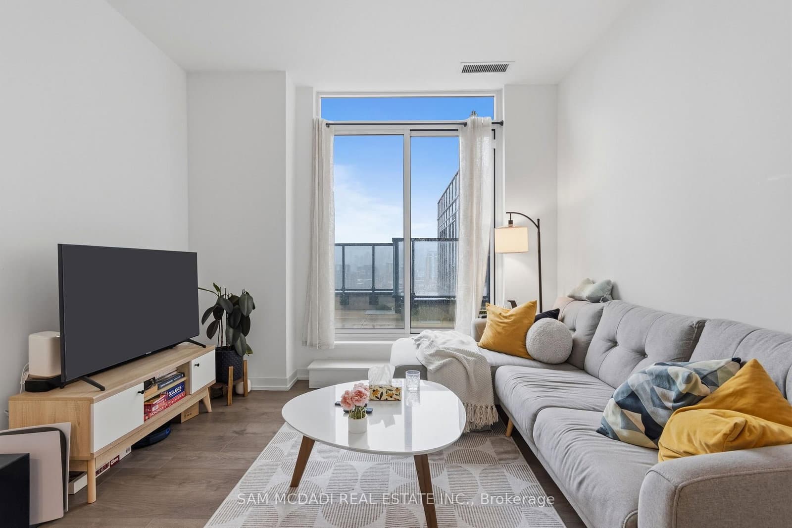270 Dufferin Street, Unit PH01 - Image 5