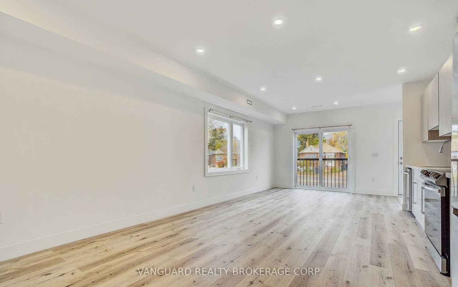 1937 Lawrence Avenue W - Image 6