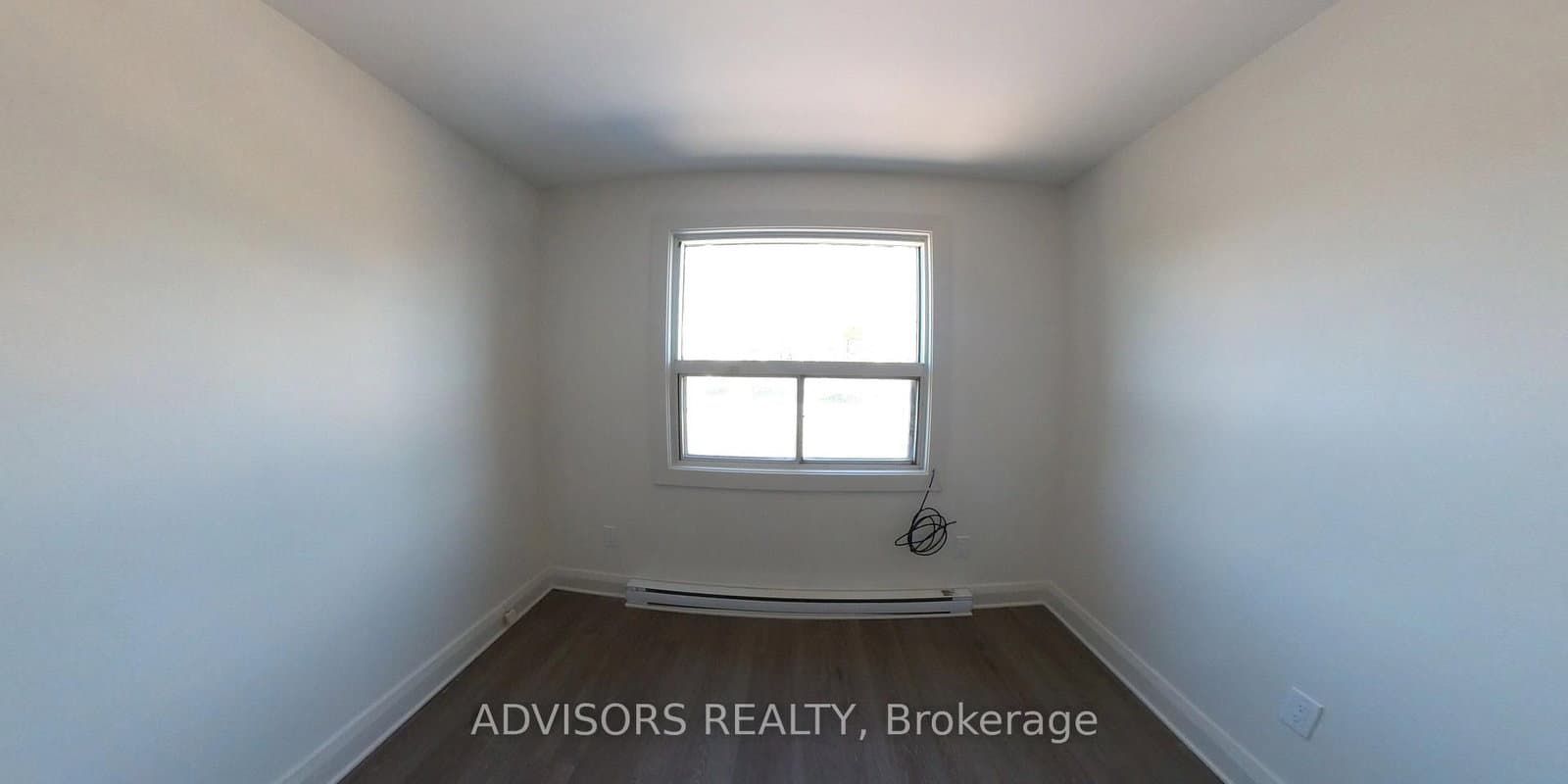 3717 Lakeshore Boulevard W, Unit 1 - Image 4