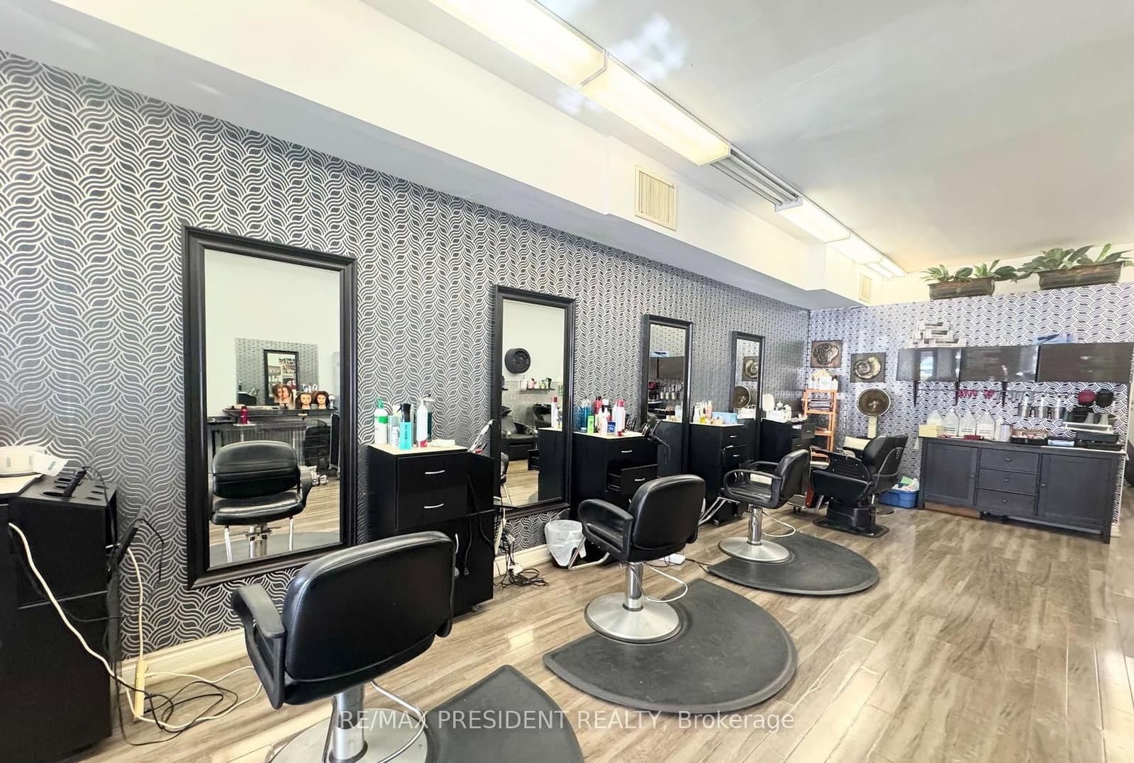 3063 Hurontario Street - Image 3