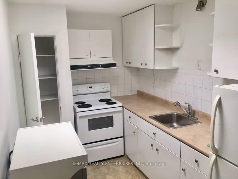 297 Lakeshore Road E, Unit 2 - Image 6