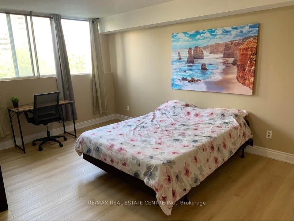 3700 Kaneff Crescent, Unit 501 - Image 6