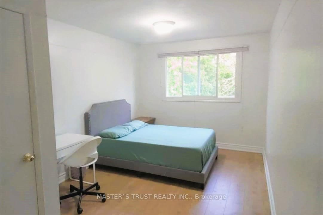 95 Orsett Street, Unit Rm 1 - Image 2