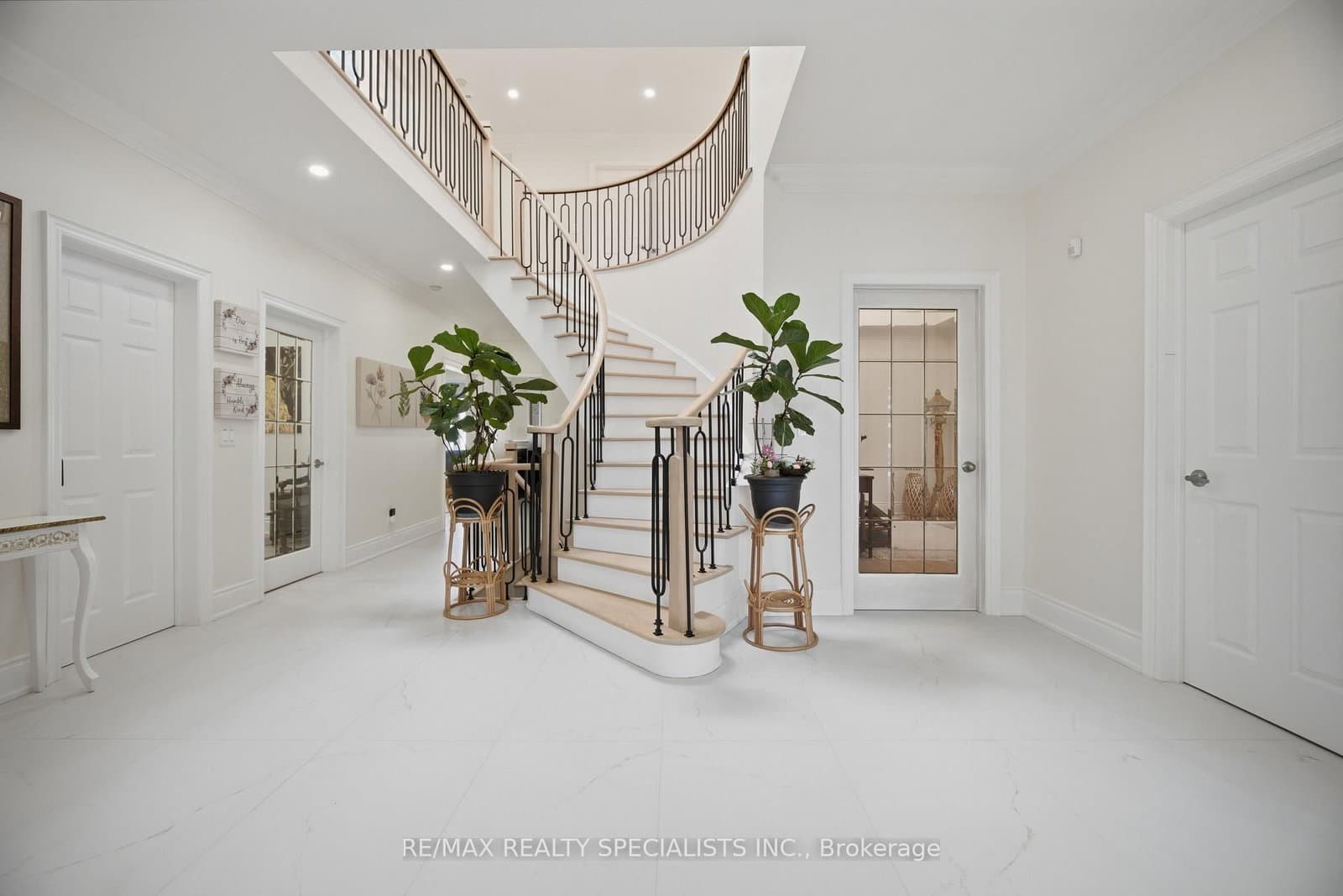 57 Fairview Road W - Image 5