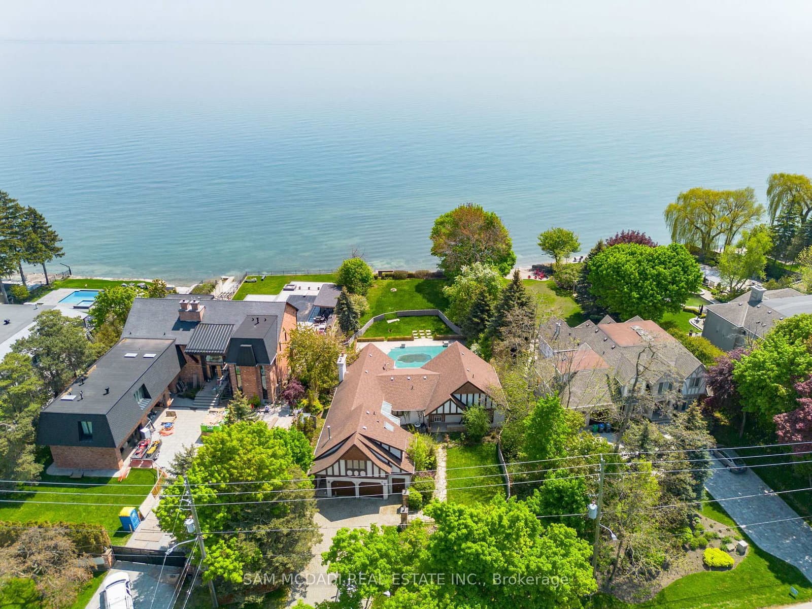 1588 Watersedge Road - Image 1