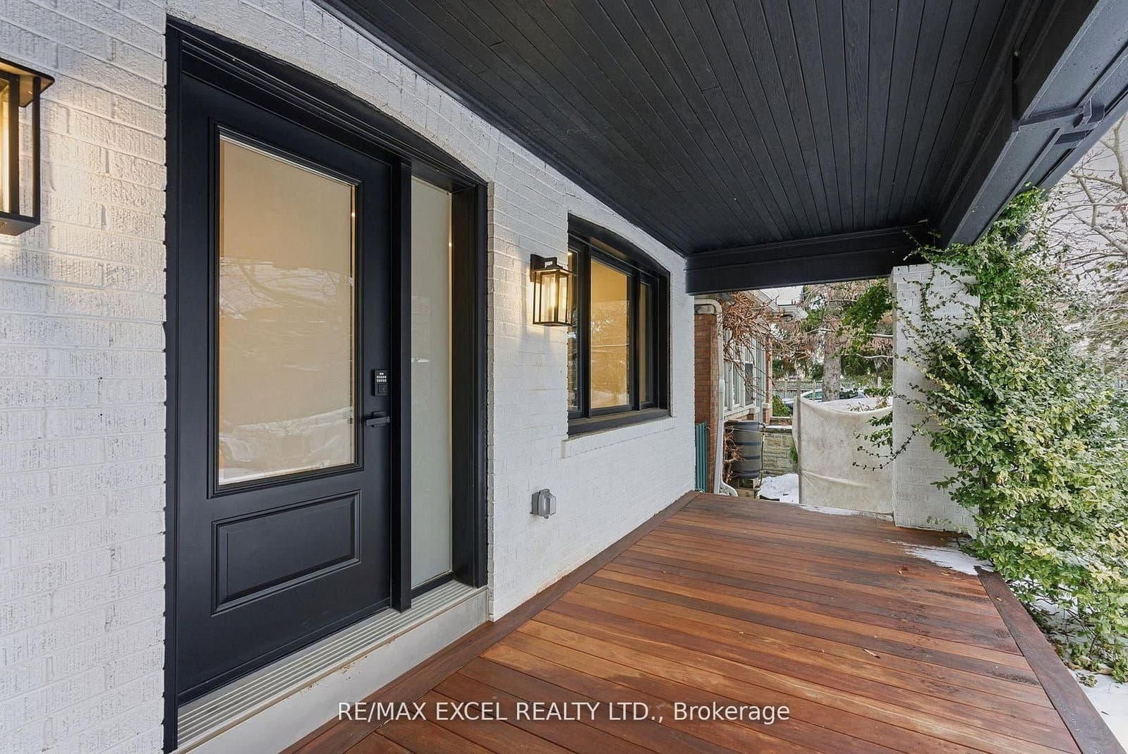 34 Raymond Avenue - Image 4