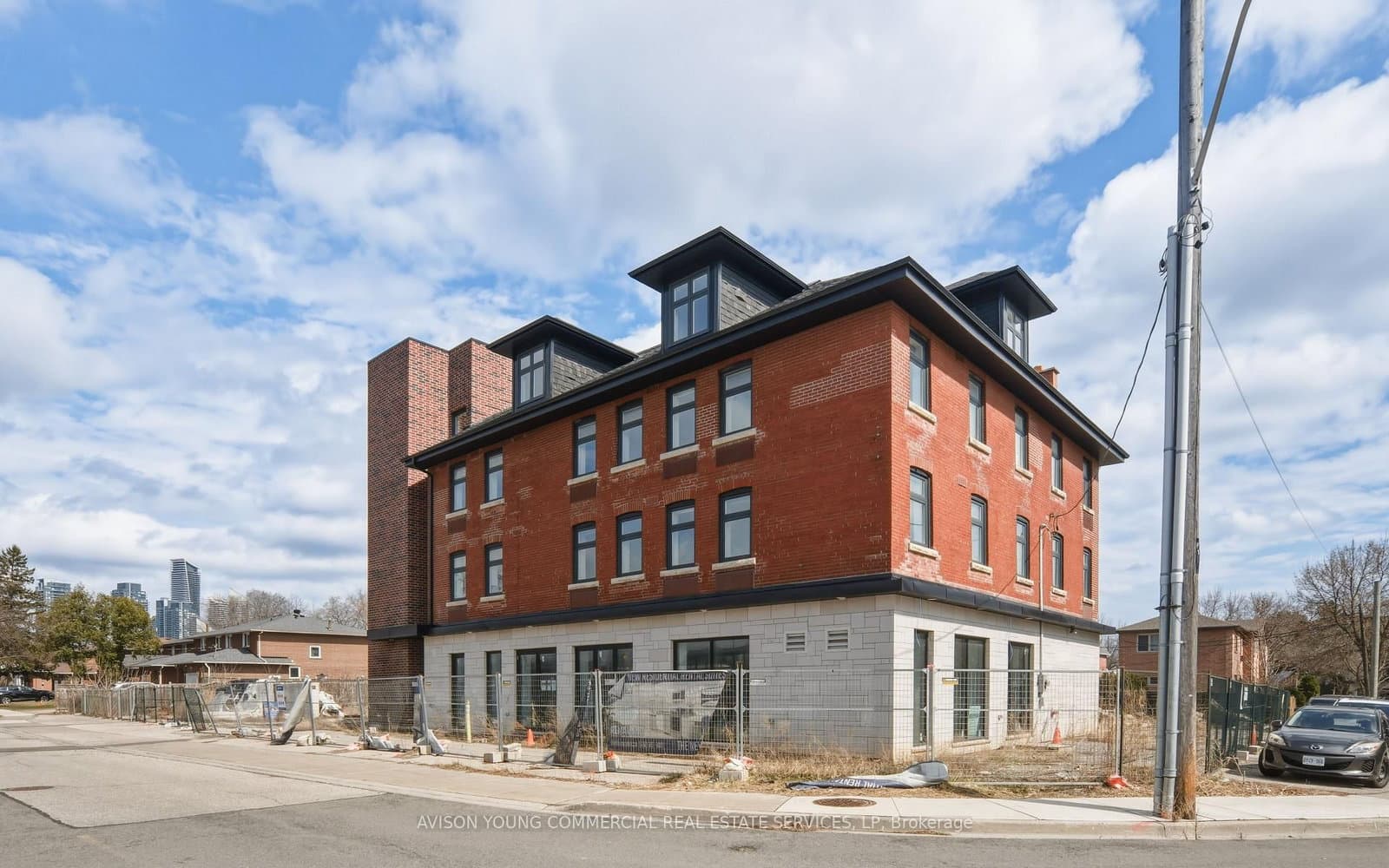 1 Blue Goose Street - Image 2
