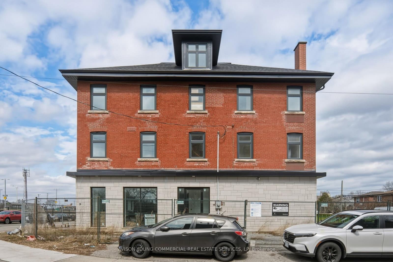 1 Blue Goose Street - Image 4