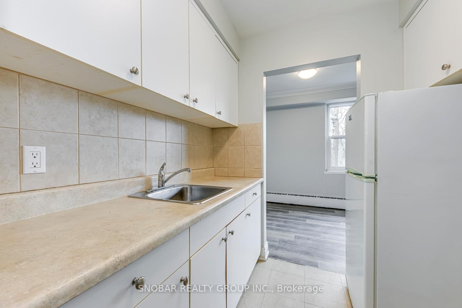 17 Station Road, Unit #11 - Image 4