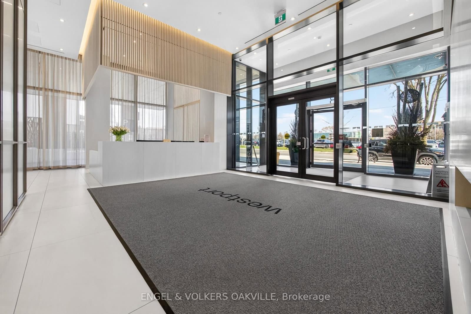 28 Ann Street, Unit 418 - Image 3