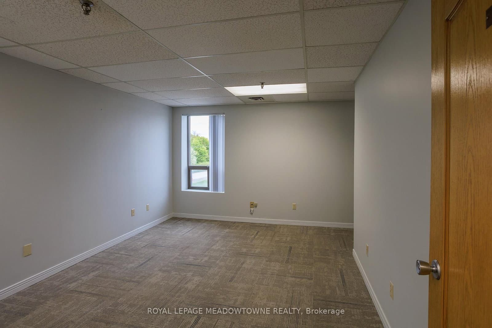 295 Alliance Road, Unit D - Image 1