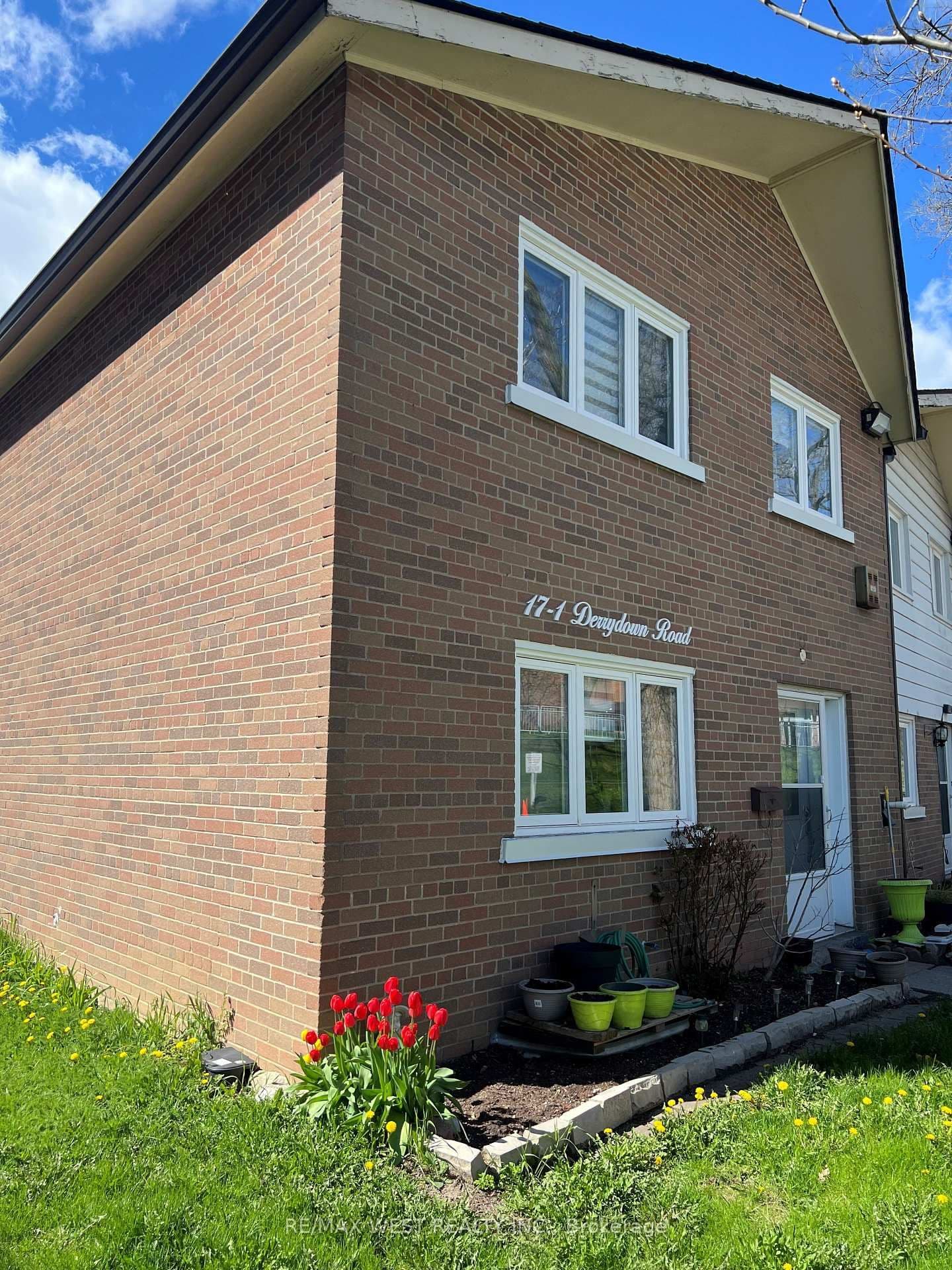 17 Derrydown Road, Unit 1 - Image 2