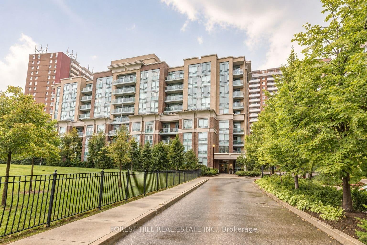 17 Michael Power Place, Unit 709 - Image 1