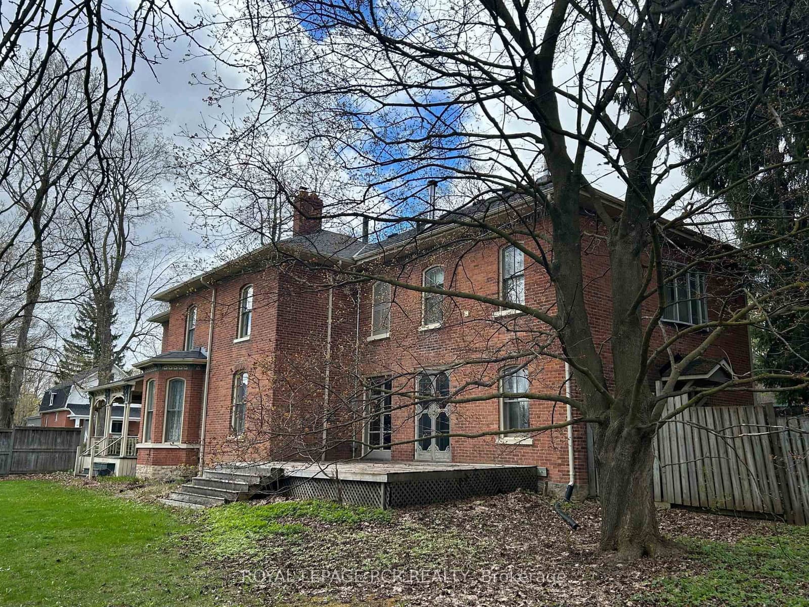11 Third Avenue - Image 6