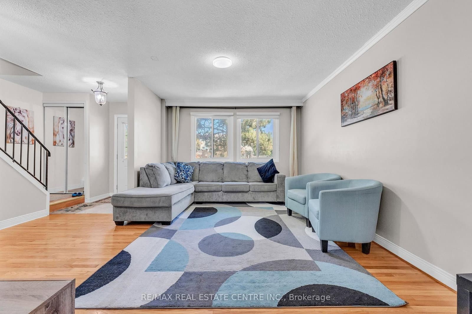 105 Hansen Road N, Unit 102 - Image 5