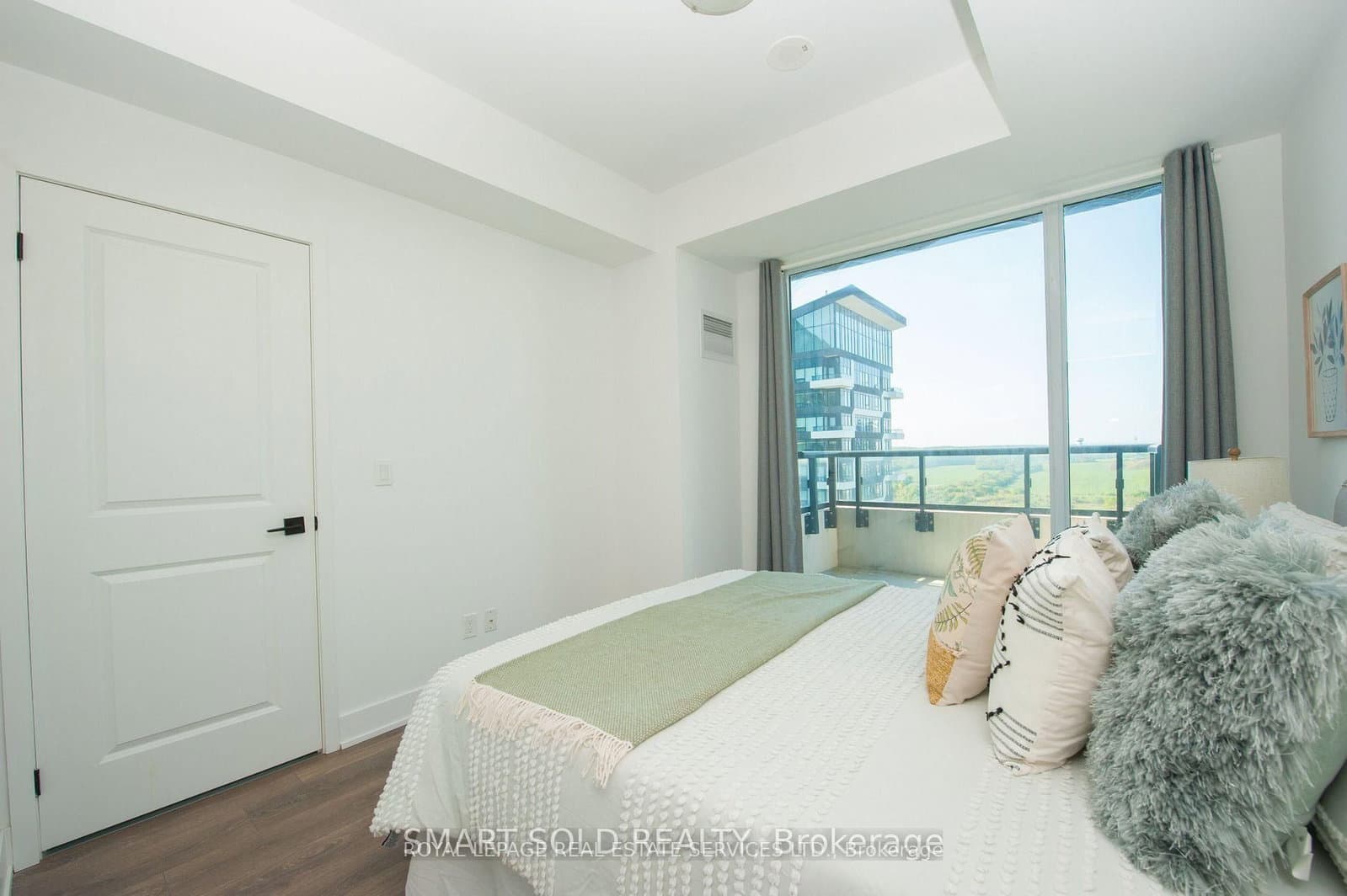 2485 Taunton Road, Unit 1126 - Image 6