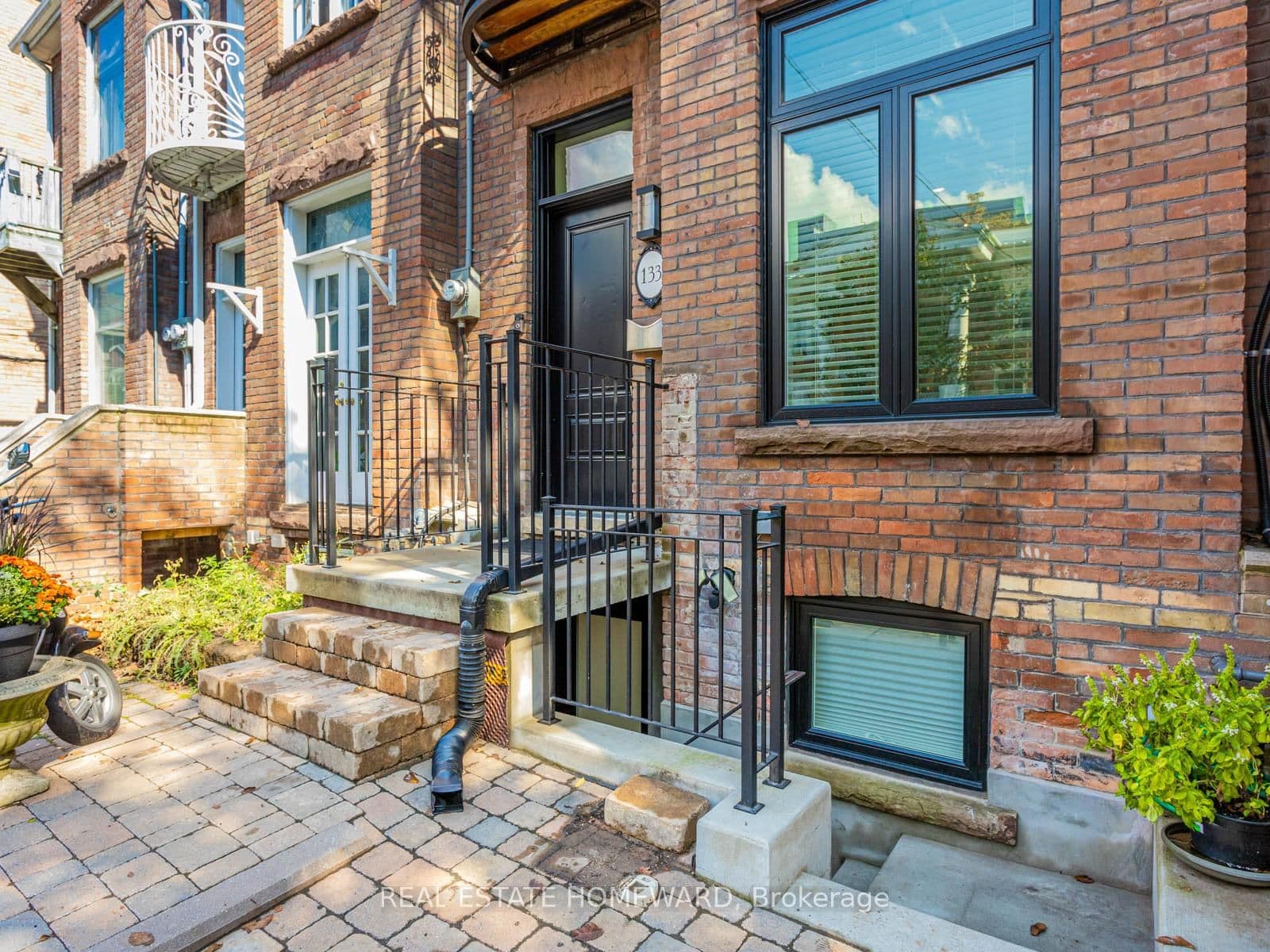 133 Cowan Avenue - Image 3