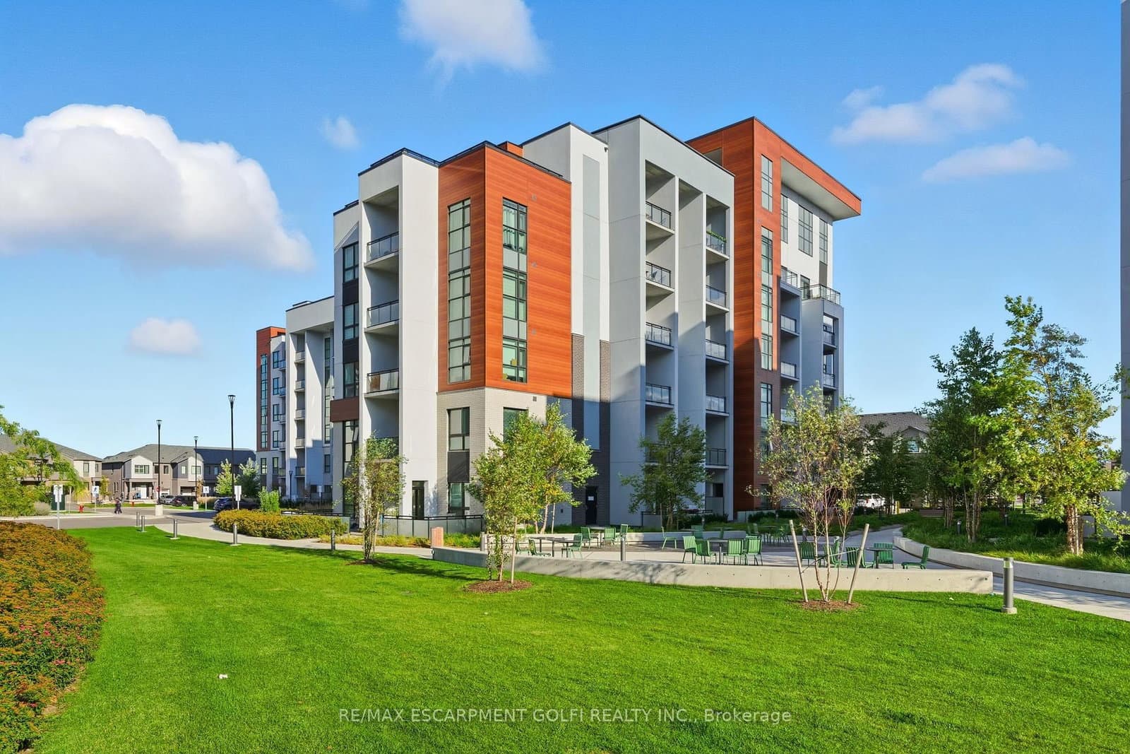 470 Gordon Krantz Avenue, Unit 204 - Image 3