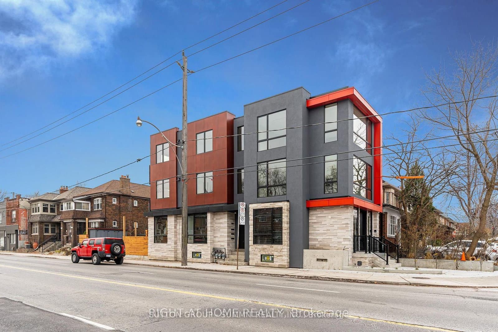 218 Jane Street, Unit Main Floor - Image 1