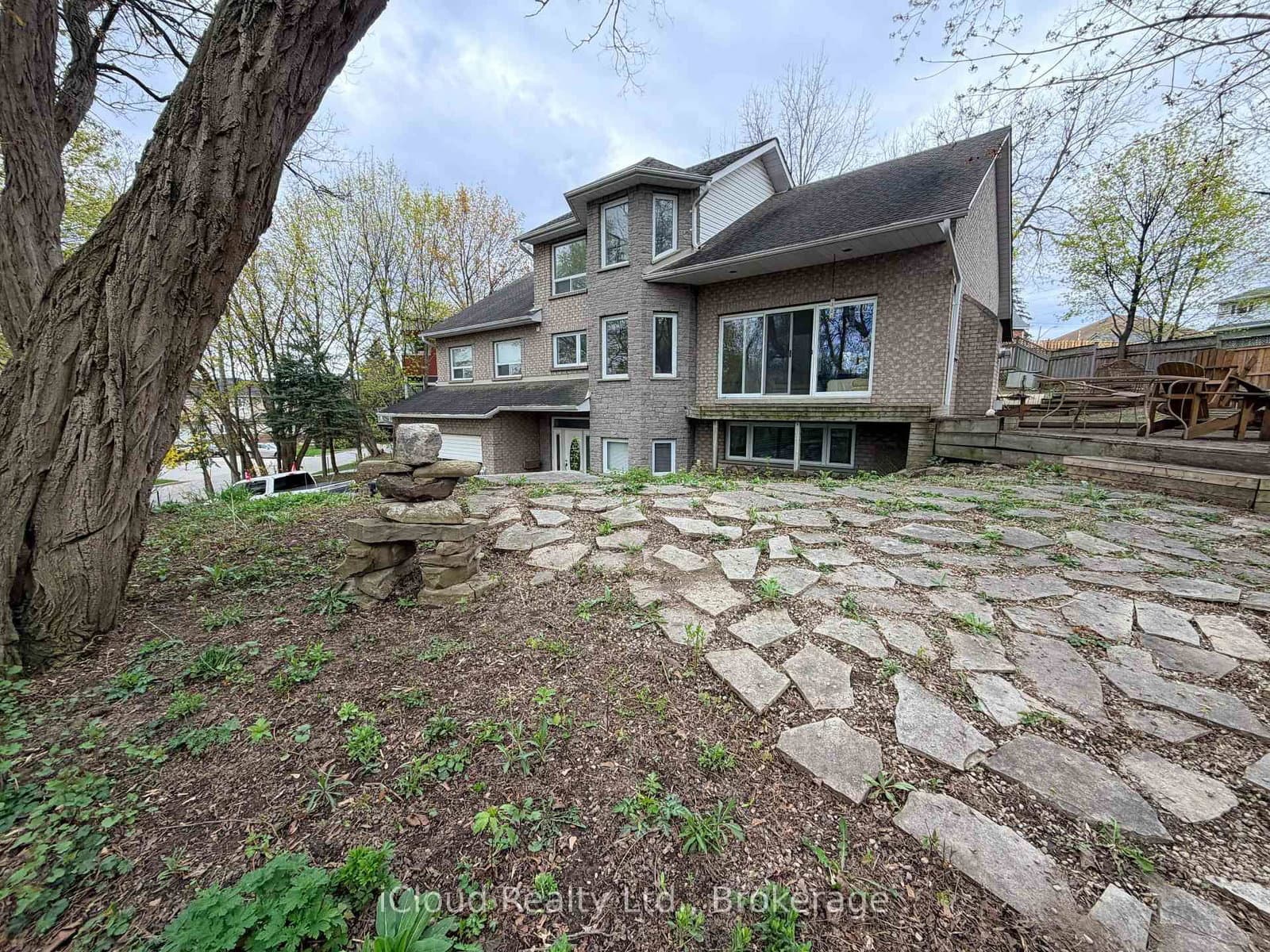 176 Wyndham Street - Image 3