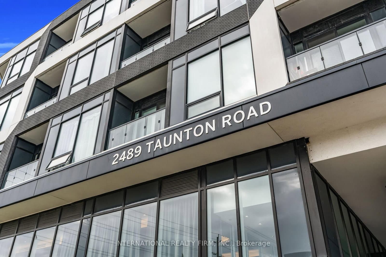 2489 Taunton Road, Unit 916 - Image 2