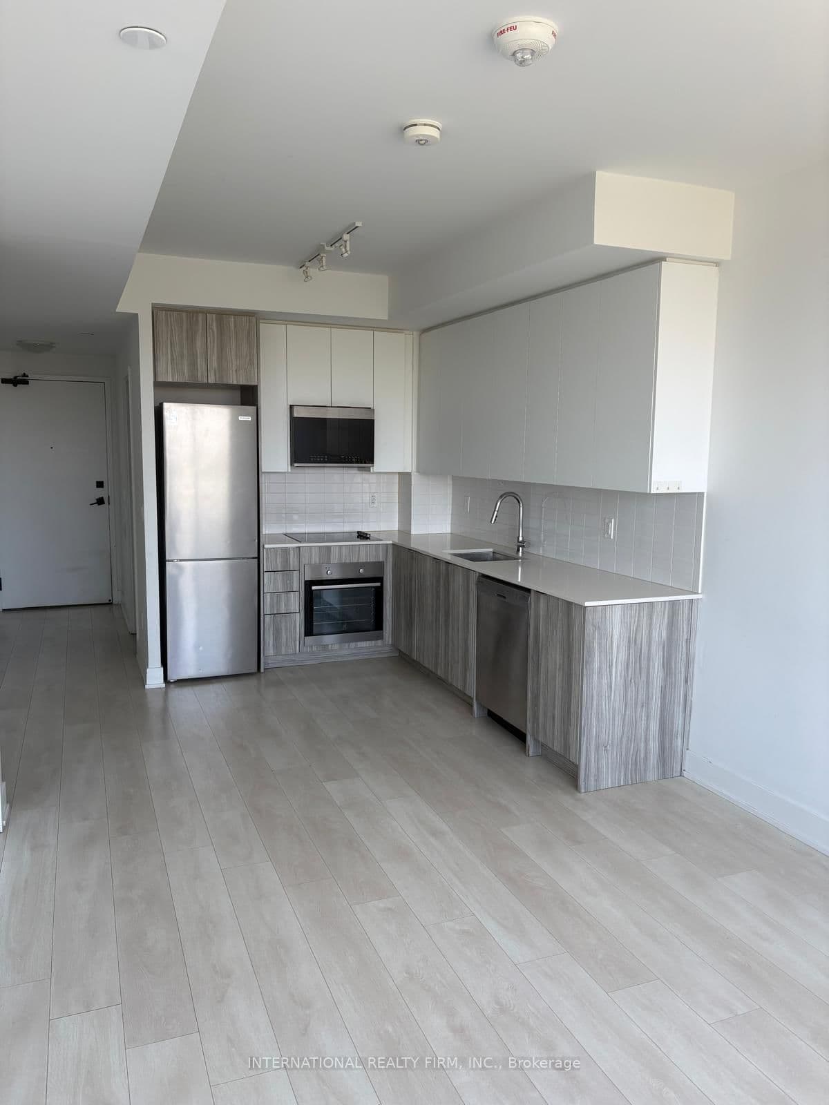 2489 Taunton Road, Unit 916 - Image 3