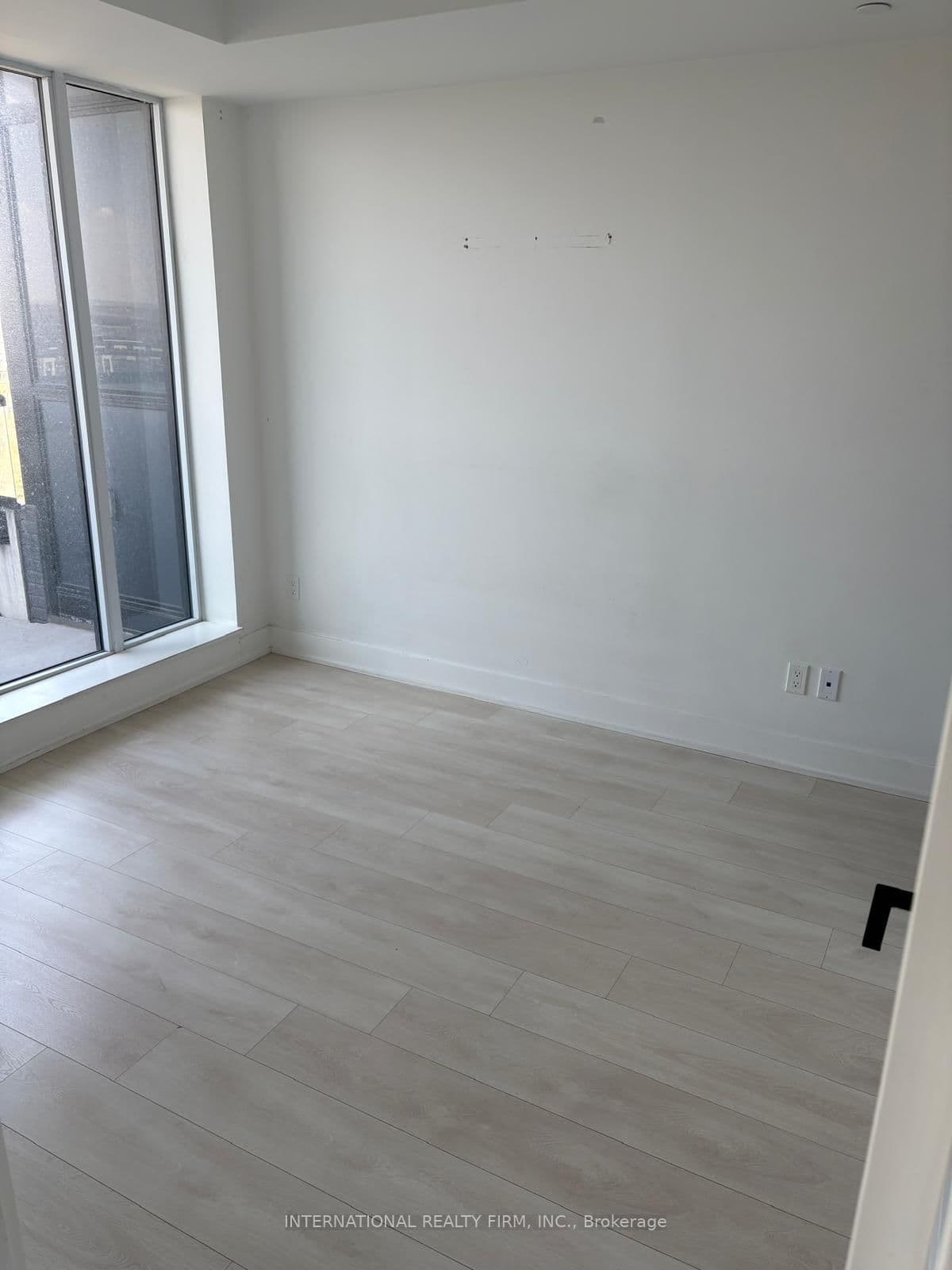 2489 Taunton Road, Unit 916 - Image 6