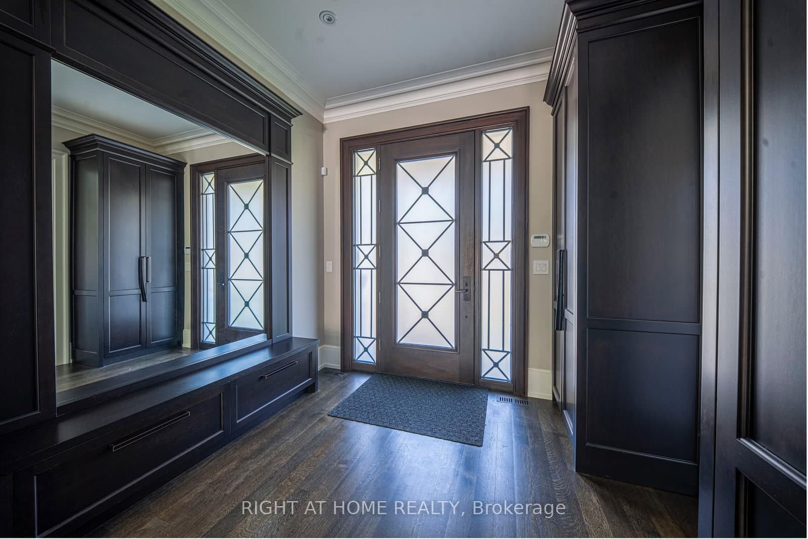 2 Finchley Road - Image 4