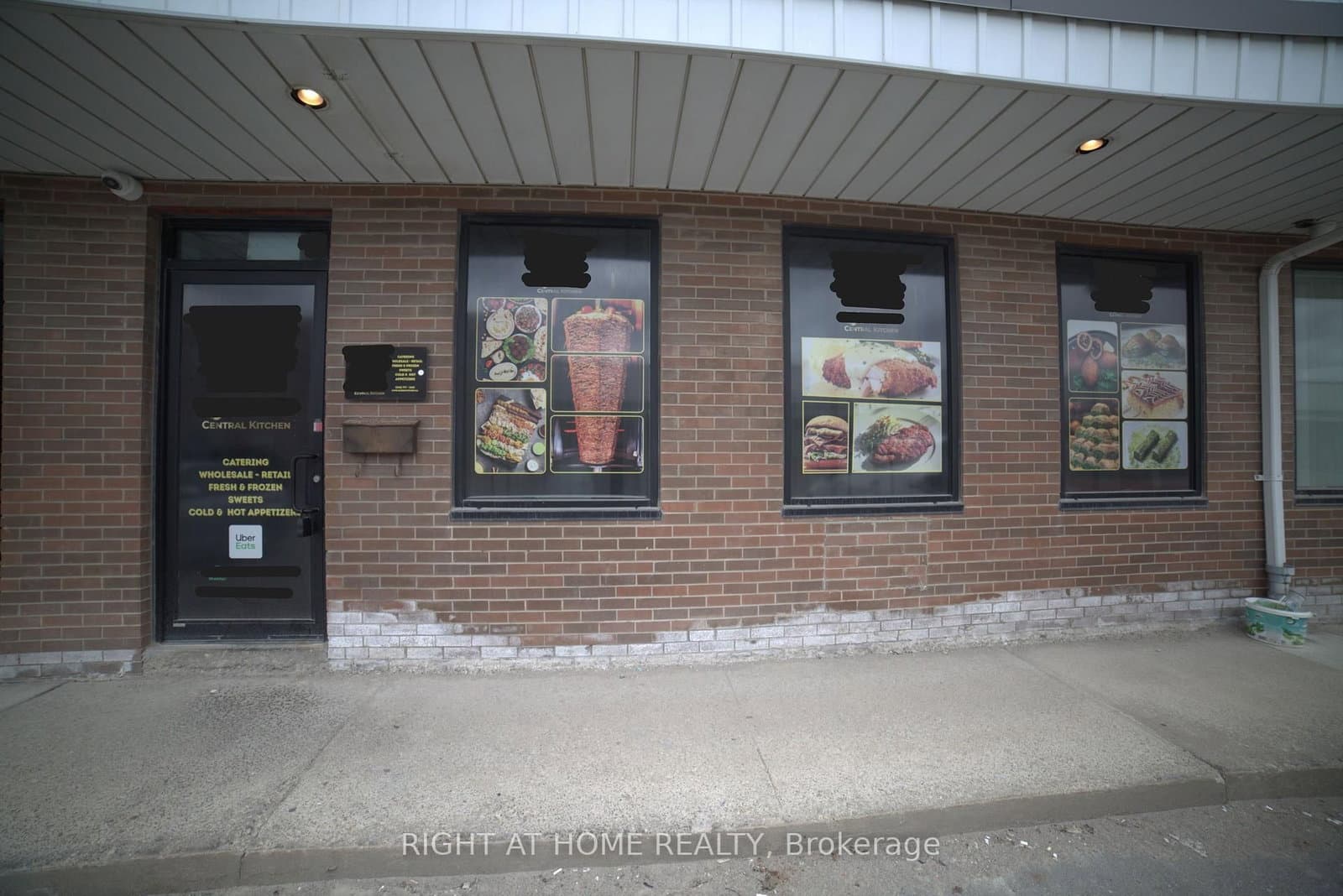 2465 Cawthra Road, Unit 112 - Image 1