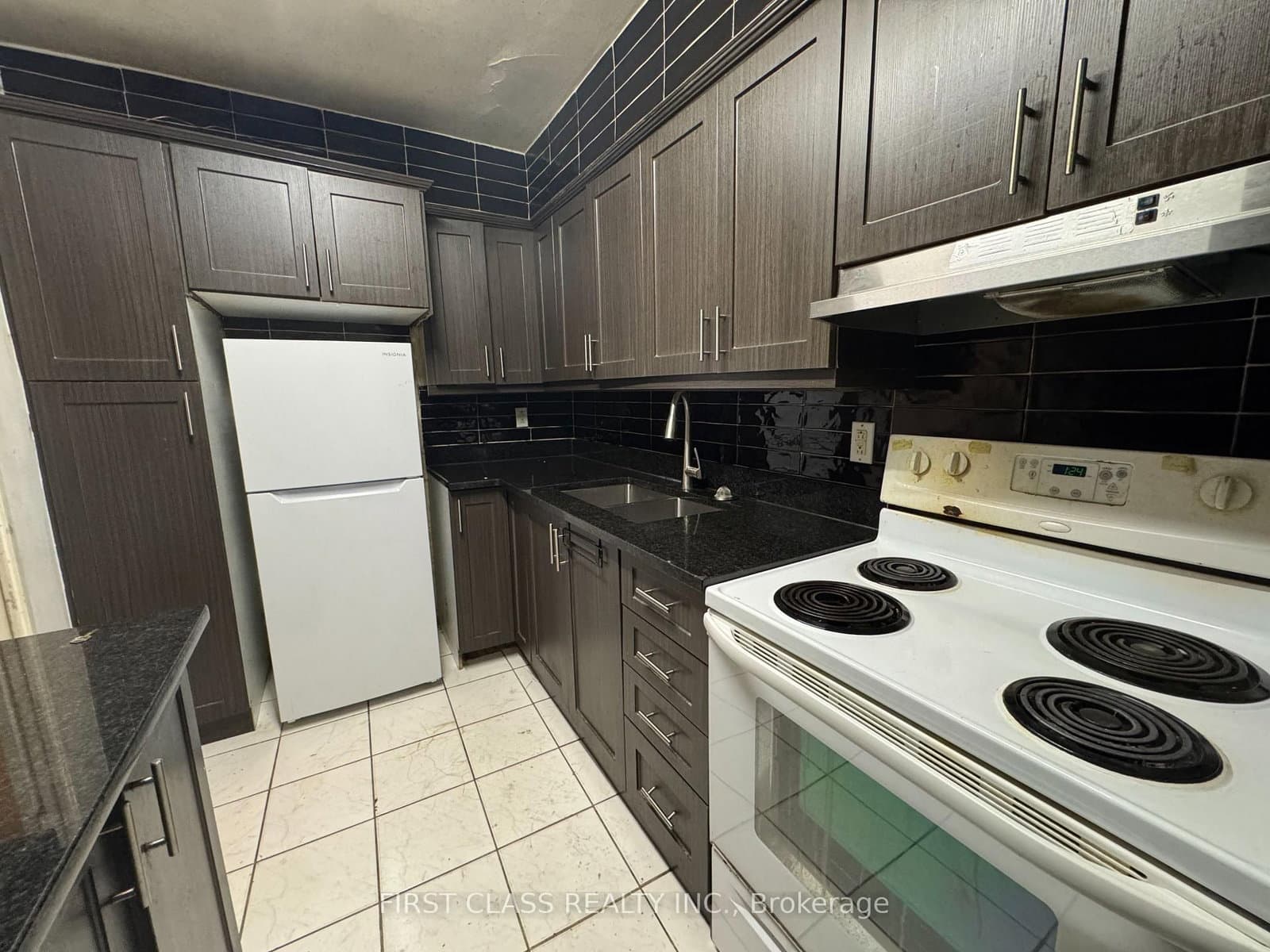 10 Eddystone Avenue, Unit 148 - Image 2