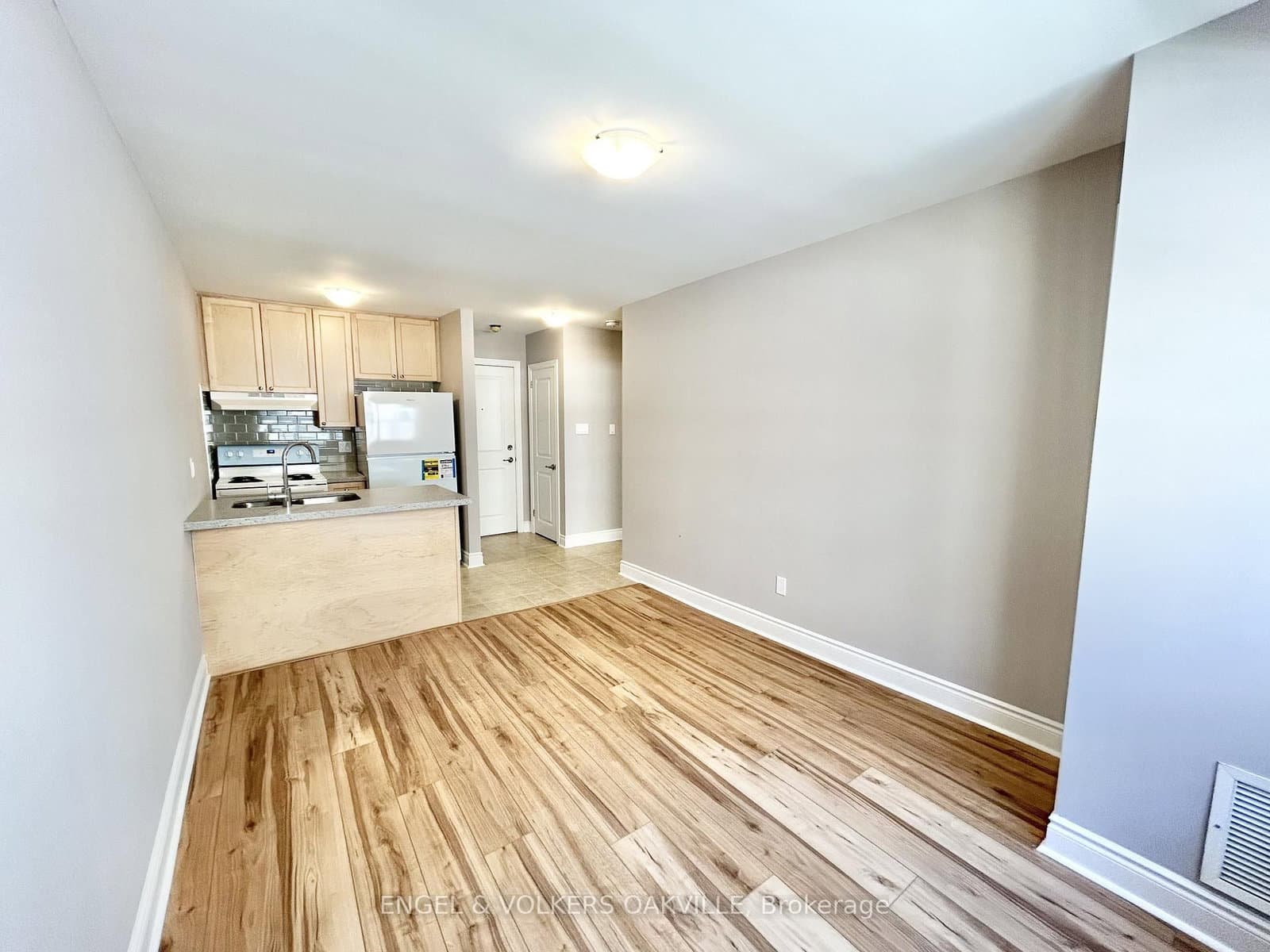 11 Thirty Third Street, Unit 204 - Image 3