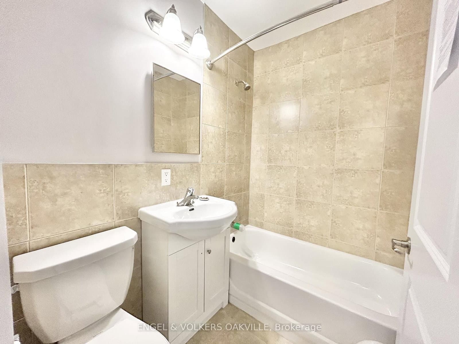 11 Thirty Third Street, Unit 204 - Image 6