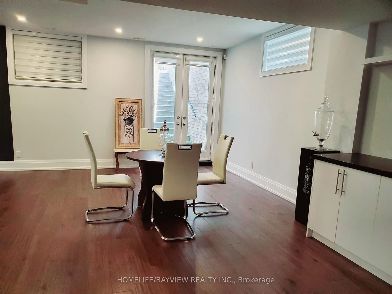 11 walnut Crescent, Unit lower level - Image 1