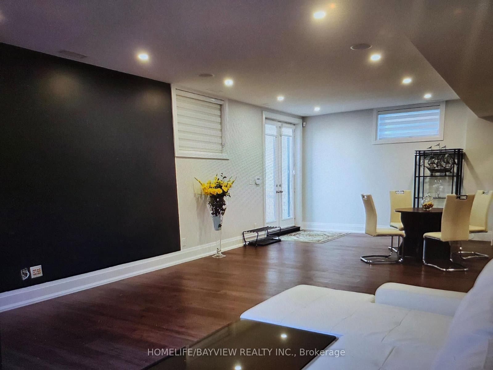 11 walnut Crescent, Unit lower level - Image 2