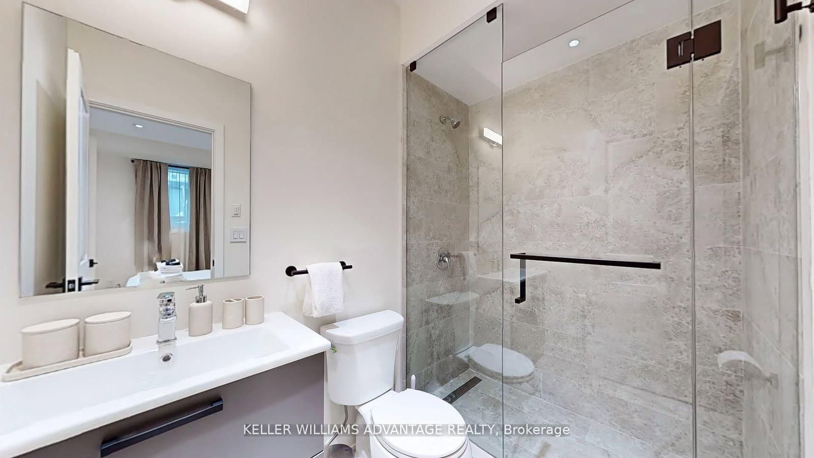 12 Batavia Avenue, Unit Unit 3 - Image 6