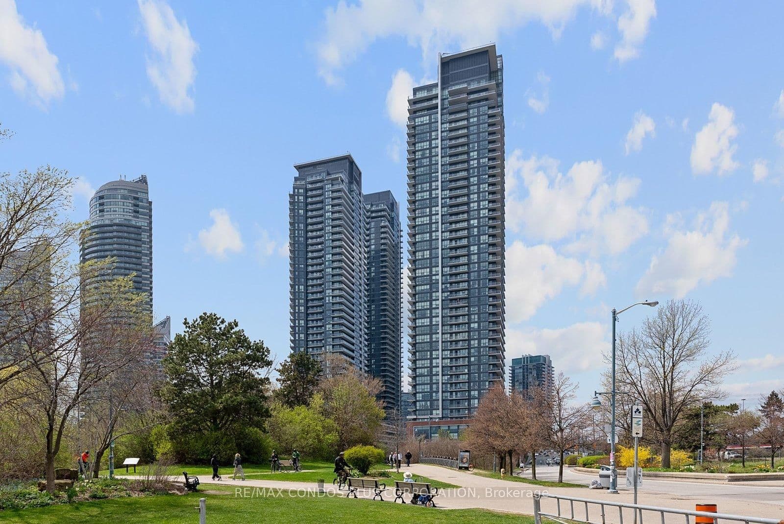 2212 Lakeshore Boulevard W, Unit 3206 - Image 3