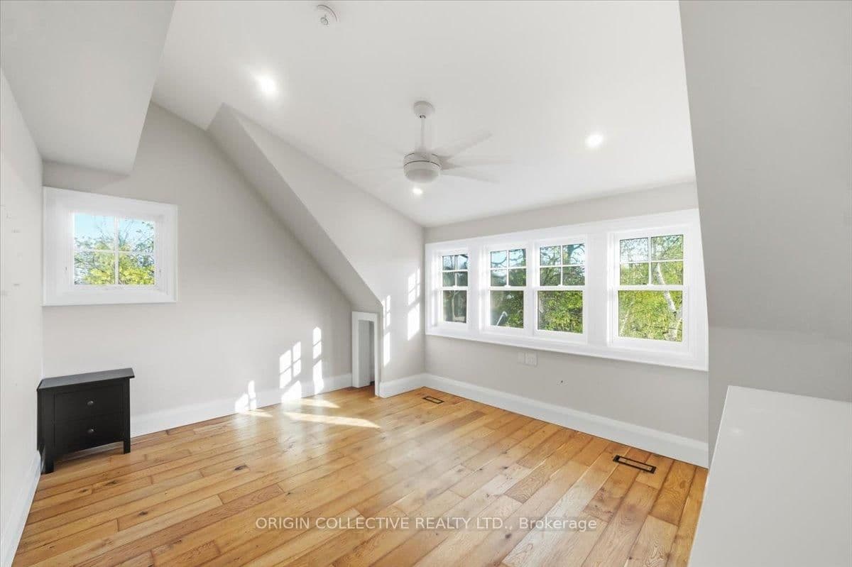 79 Wilson Street E - Image 3