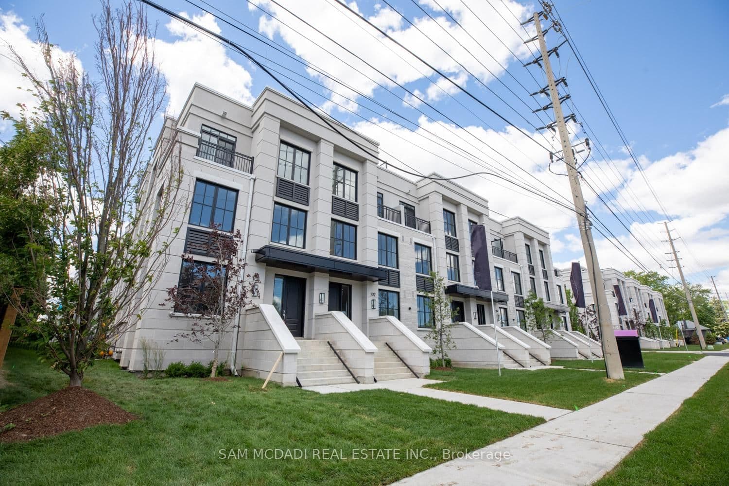 1180 Cawthra Road, Unit 102 - Image 2