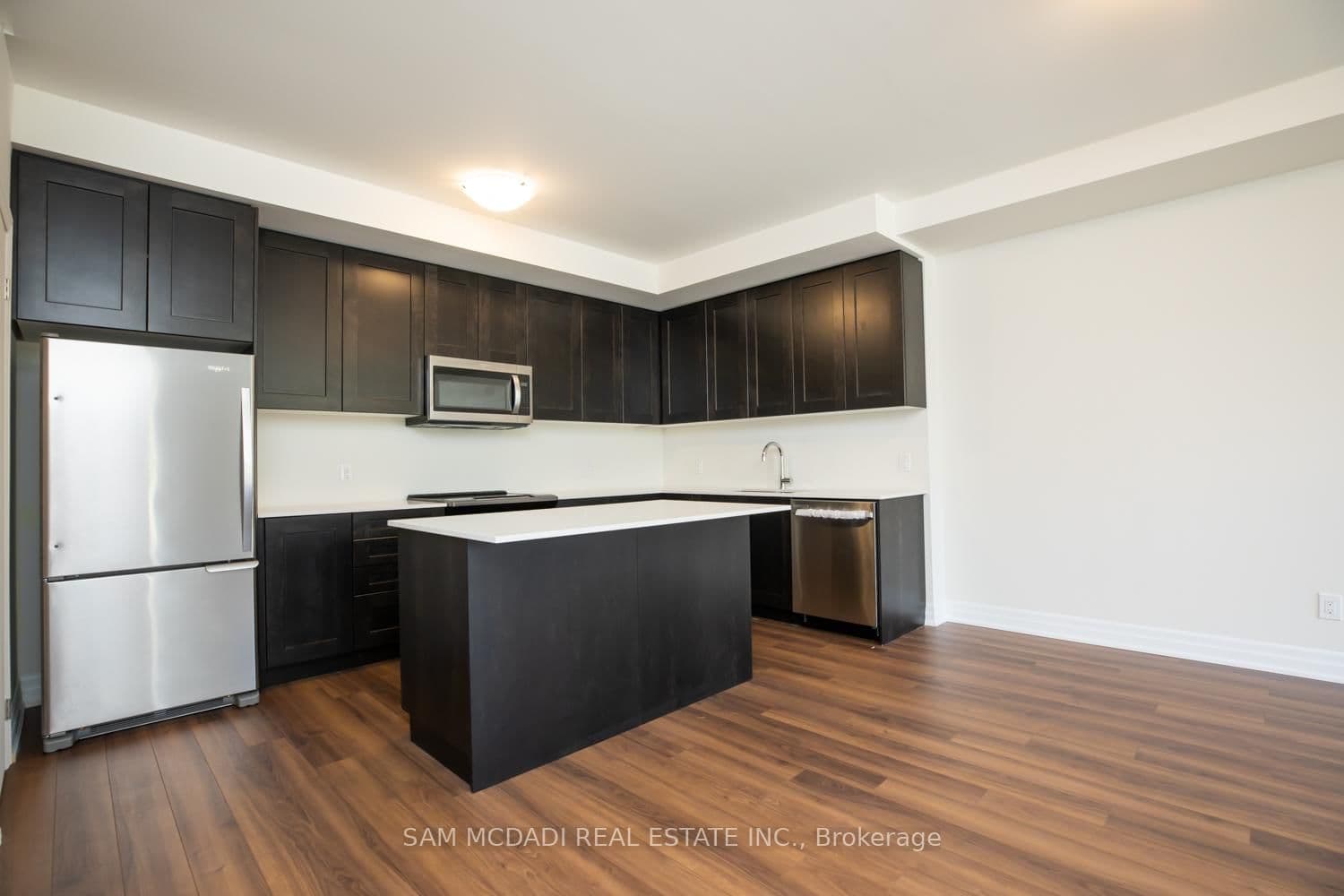 1180 Cawthra Road, Unit 102 - Image 5