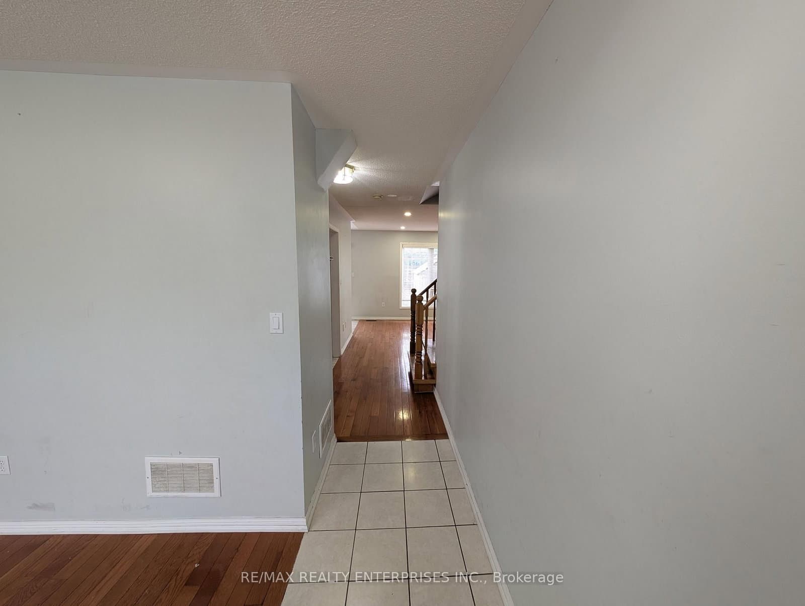 40 Sweetwood Circle - Image 4