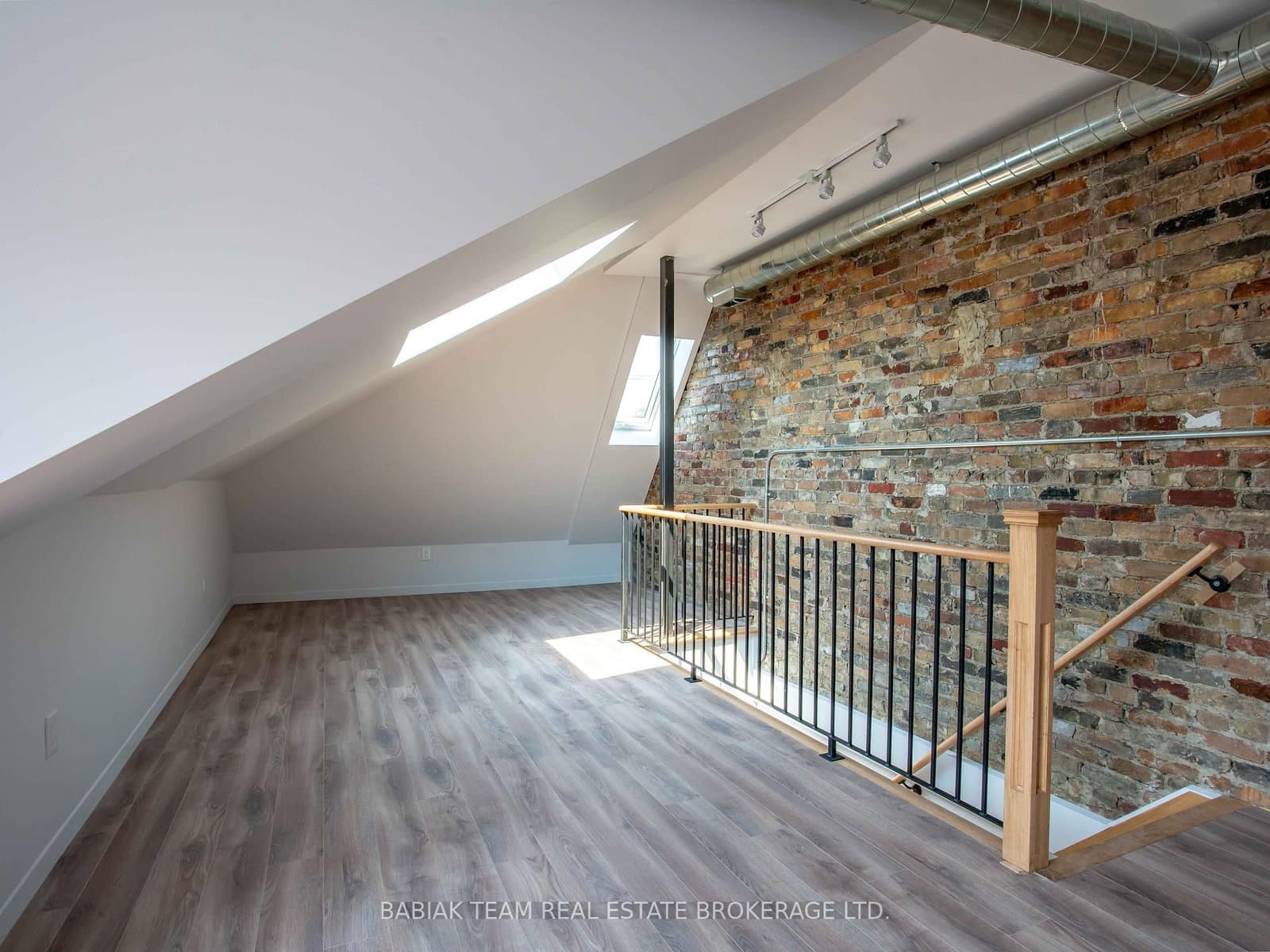 185 Jane Street, Unit 3 - Image 1